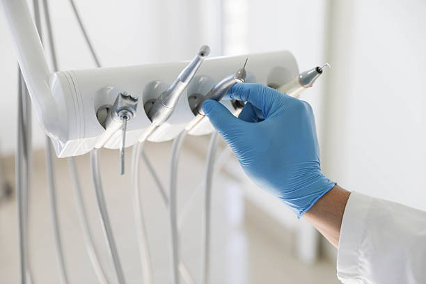 Professional Tooth Extraction technician working in El Campo, TX